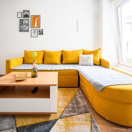 Modern Studio Apartment In The Old Town Сараєво Екстер'єр фото
