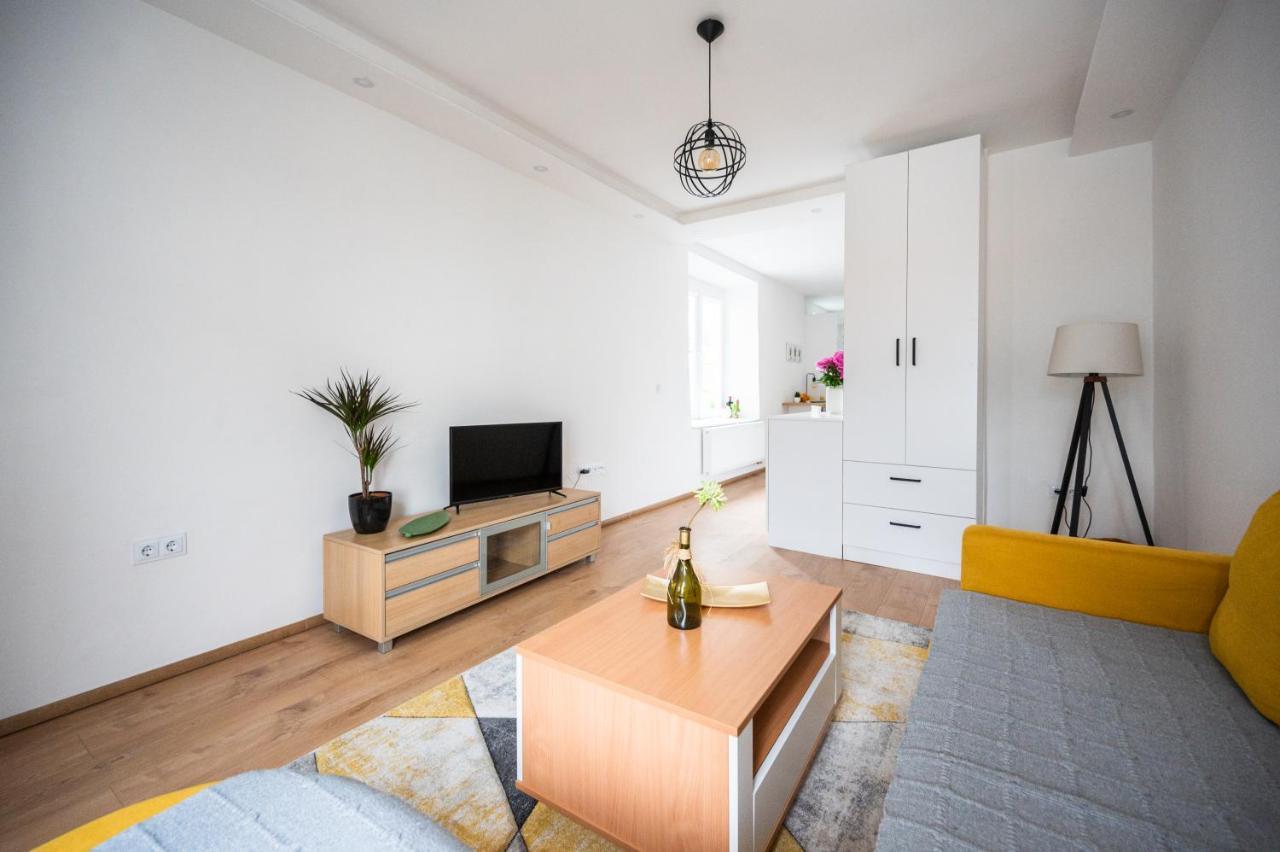 Modern Studio Apartment In The Old Town Сараєво Екстер'єр фото