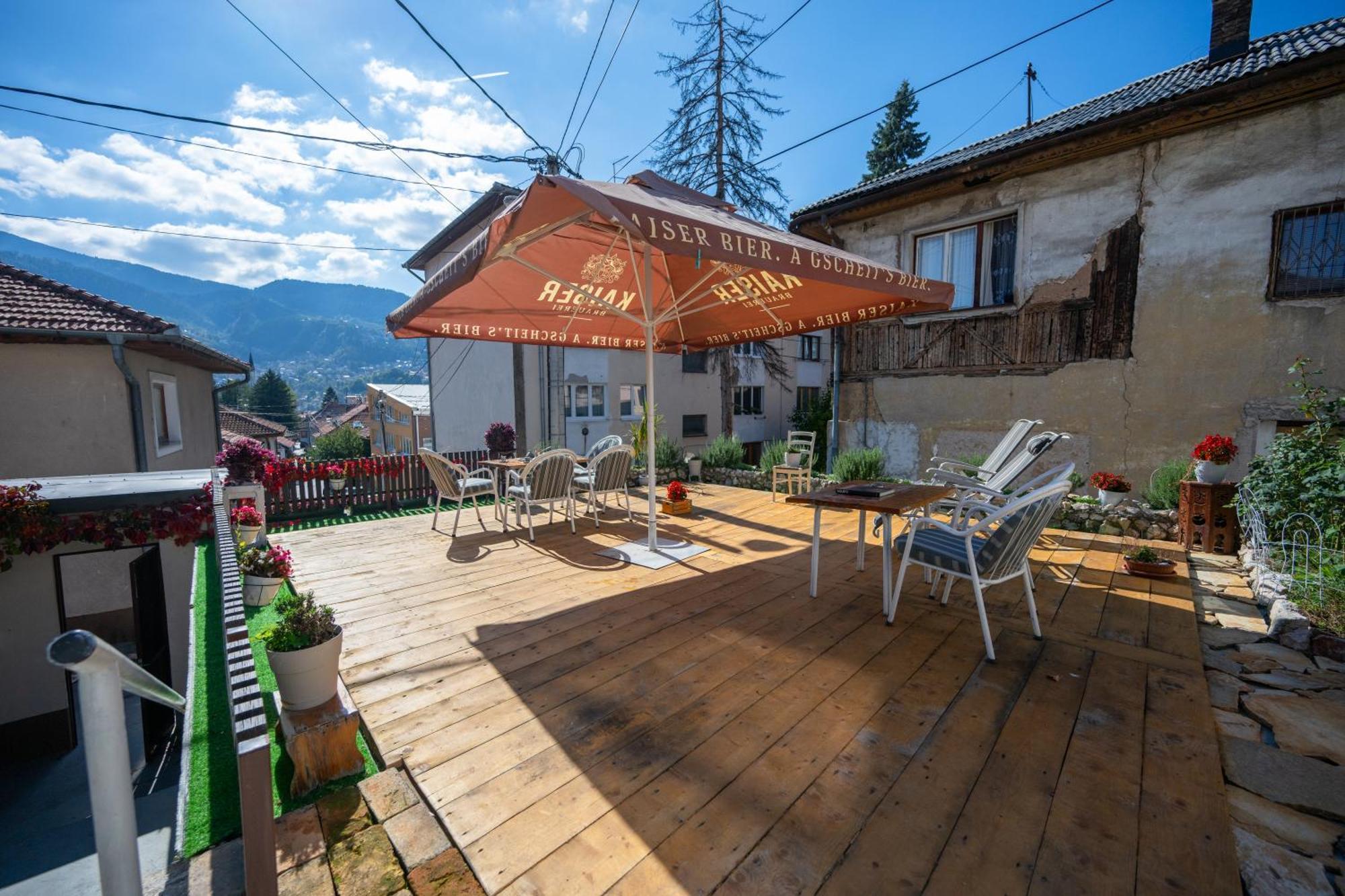 Modern Studio Apartment In The Old Town Сараєво Екстер'єр фото